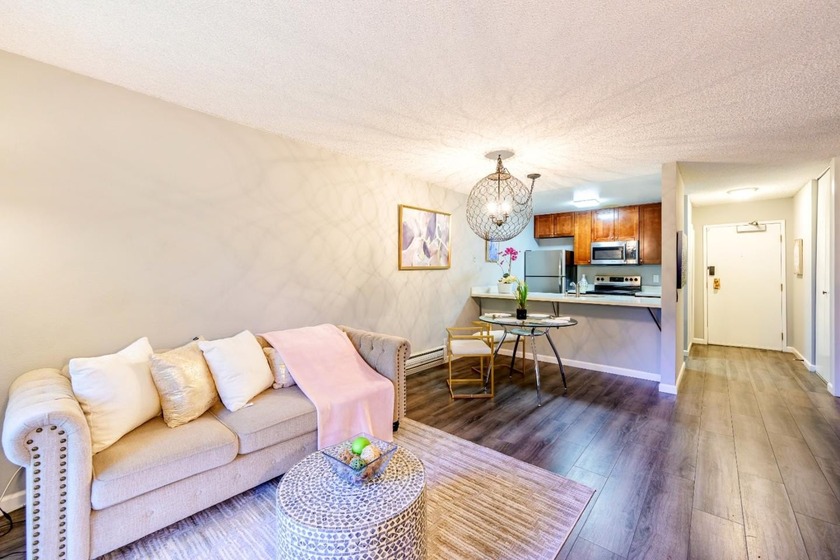 Wonderfully remodeled Shelter Creek 1 bedroom in Building 6 with - Beach Condo for sale in San Bruno, California on Beachhouse.com