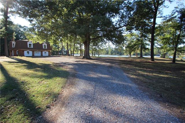 Put In Creek to Mobjack Bay..  8 Acres of wide, amazing views - Beach Home for sale in Mathews, Virginia on Beachhouse.com