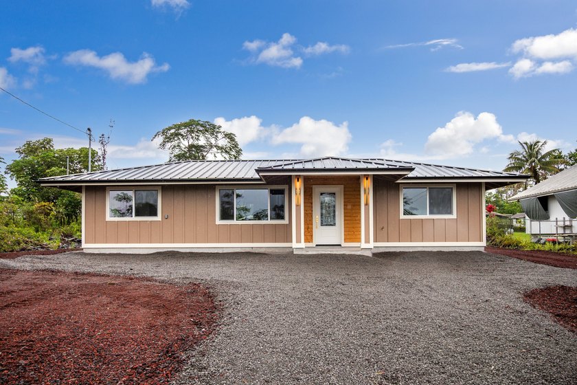 Welcome to this brand new 3 bedroom, 2 bathroom home in - Beach Home for sale in Pahoa, Hawaii on Beachhouse.com