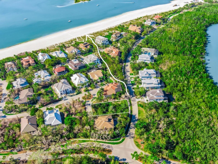 Excellent opportunity to build your luxury dream home on a - Beach Lot for sale in Marco Island, Florida on Beachhouse.com