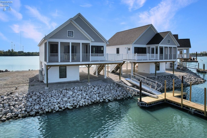 AVAILABLE NOW!! Coastal Cottages offers resort-style living in - Beach Condo for sale in Port Clinton, Ohio on Beachhouse.com