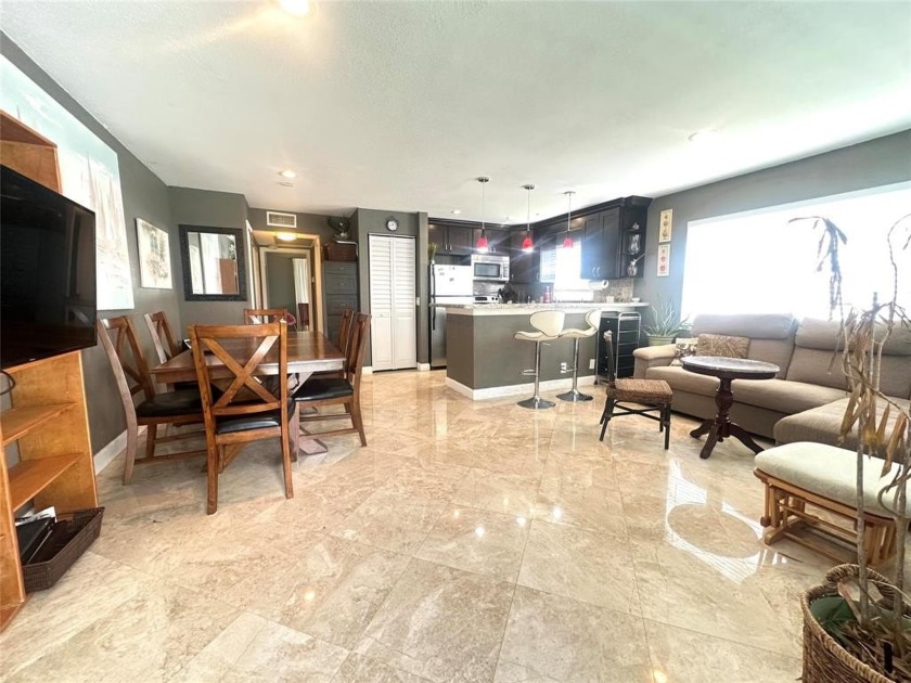 WOW! Great price for this Bright CORNER on 2nd flr w/central - Beach Condo for sale in Deerfield Beach, Florida on Beachhouse.com