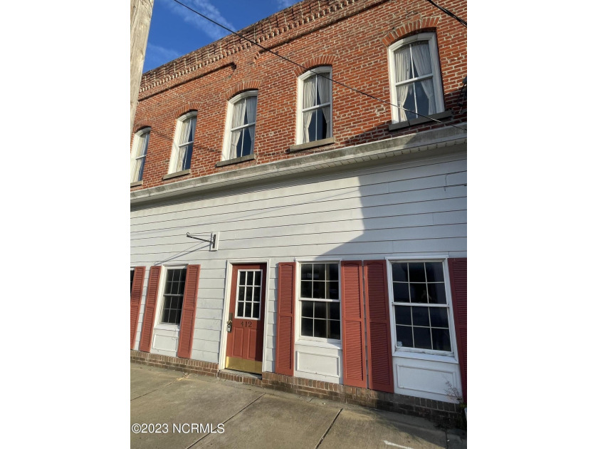 Historic tax credit opportunity on this 2 story building in - Beach Lot for sale in Elizabeth City, North Carolina on Beachhouse.com