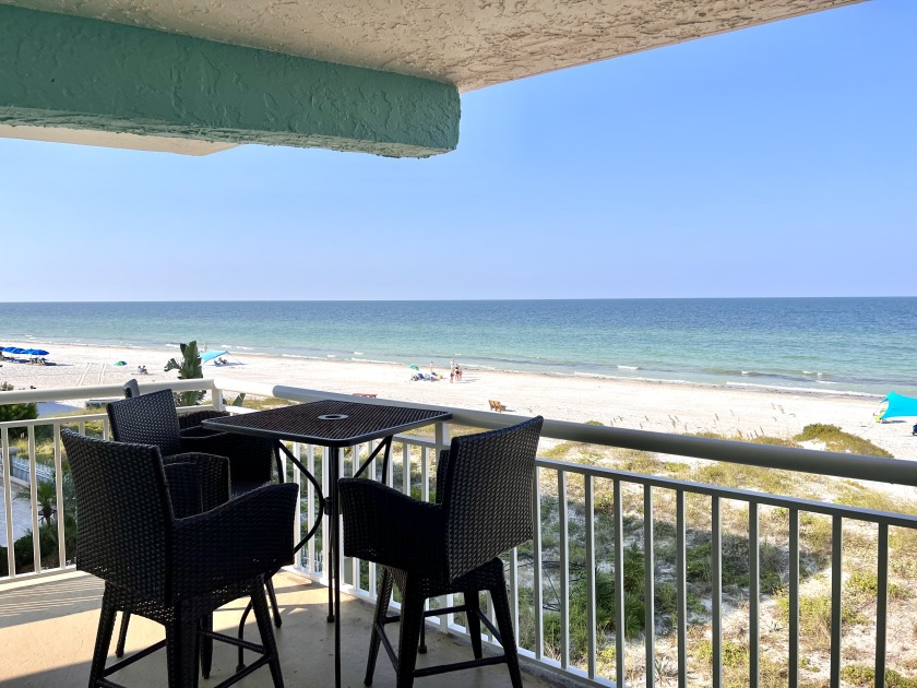Chateaux Condominium - Beach Vacation Rentals in Indian Shores, Florida on Beachhouse.com