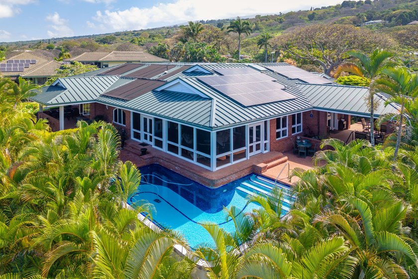 Experience timeless elegance at this solidly built, red brick - Beach Home for sale in Kailua Kona, Hawaii on Beachhouse.com