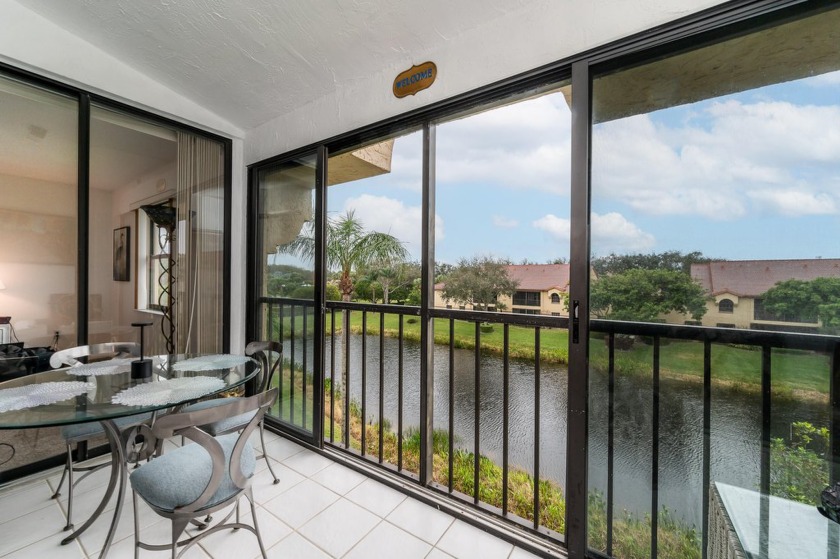 Lakefront condo with incredible views and super convenient - Beach Condo for sale in Boynton Beach, Florida on Beachhouse.com