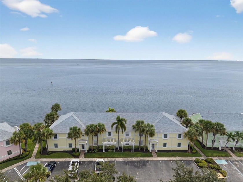 Unbeatable Waterfront Opportunity - Your Dream Condo Awaits!

 - Beach Condo for sale in St. Petersburg, Florida on Beachhouse.com