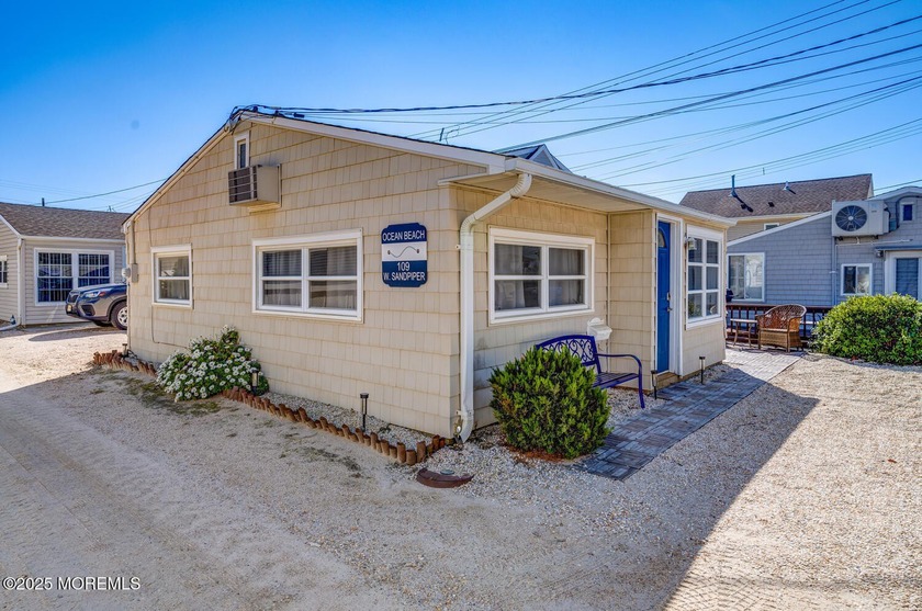 Featured Listing. HOUSE IS NOT SUBSTANTIALLY DAMAGED. Are you - Beach Home for sale in Lavallette, New Jersey on Beachhouse.com