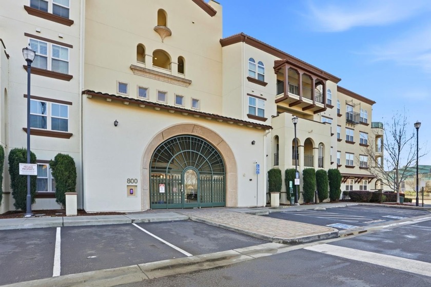 Welcome to your new home in Milpitas, and move-in ready!  Single - Beach Condo for sale in Milpitas, California on Beachhouse.com