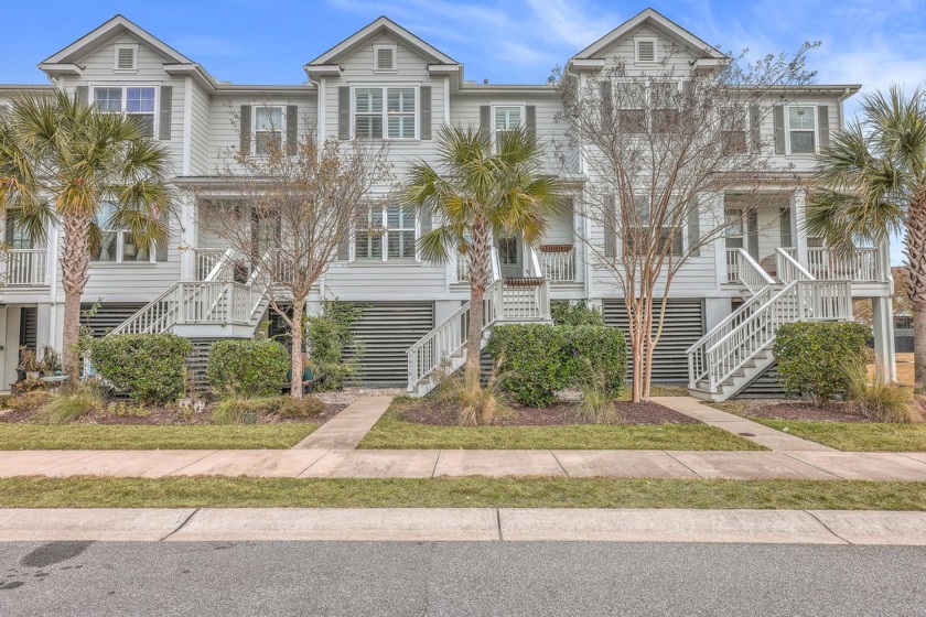 Nestled in the highly sought-after town of Mt. Pleasant, just 4 - Beach Home for sale in Mount Pleasant, South Carolina on Beachhouse.com