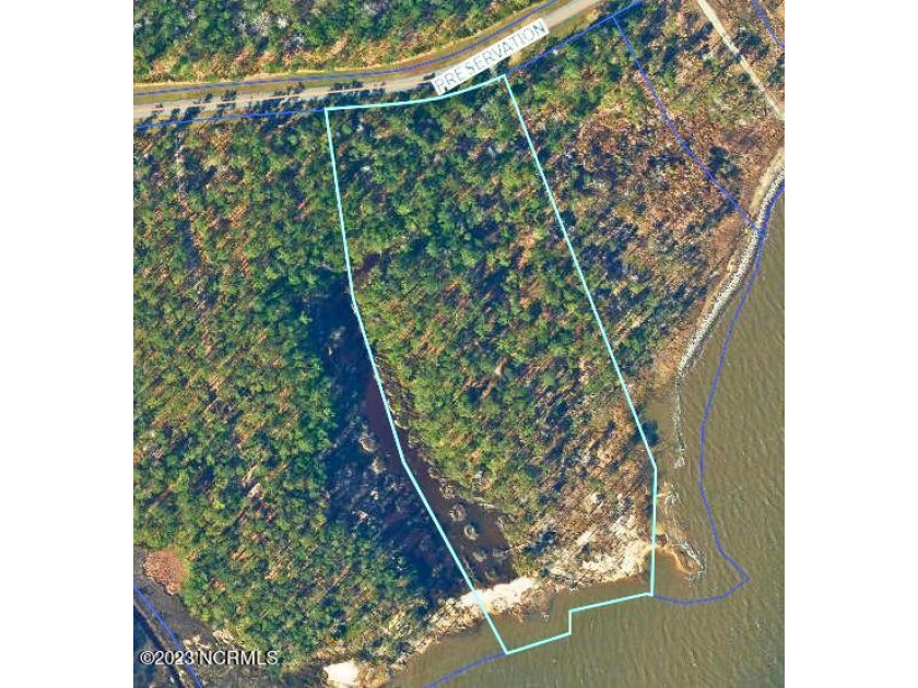 Experience beautiful views with this 4.43-acre lot on the Neuse - Beach Acreage for sale in Oriental, North Carolina on Beachhouse.com