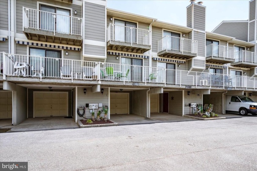 Amazing opportunity to own this great property in Sunset Lagoon - Beach Condo for sale in Ocean City, Maryland on Beachhouse.com