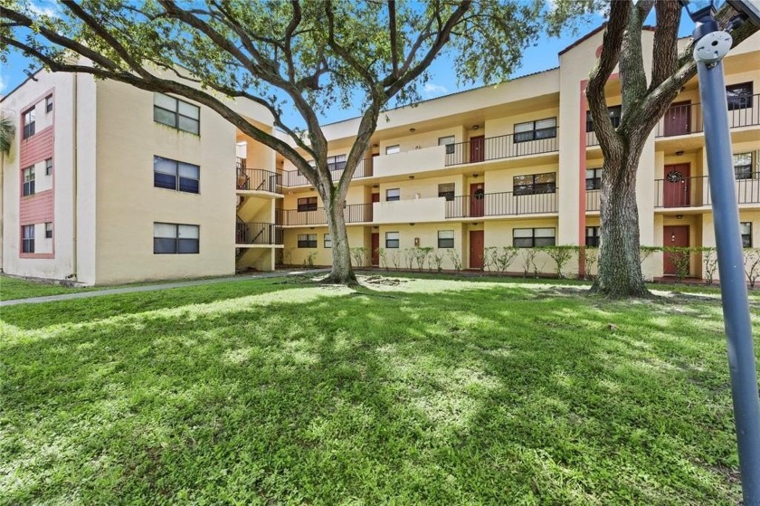 Beautiful 2-Bedroom, 2-Bath Condo in The Miramar Club! Spacious - Beach Condo for sale in Miramar, Florida on Beachhouse.com