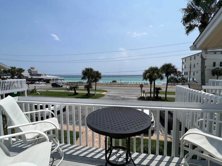 Grossed over $89,000 in 2022l This Sand Pebbles townhome offers - Beach Home for sale in Destin, Florida on Beachhouse.com