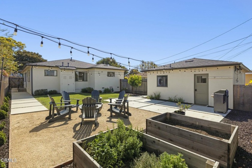 This stunning and highly upgraded duplex is located on a - Beach Townhome/Townhouse for sale in Ventura, California on Beachhouse.com
