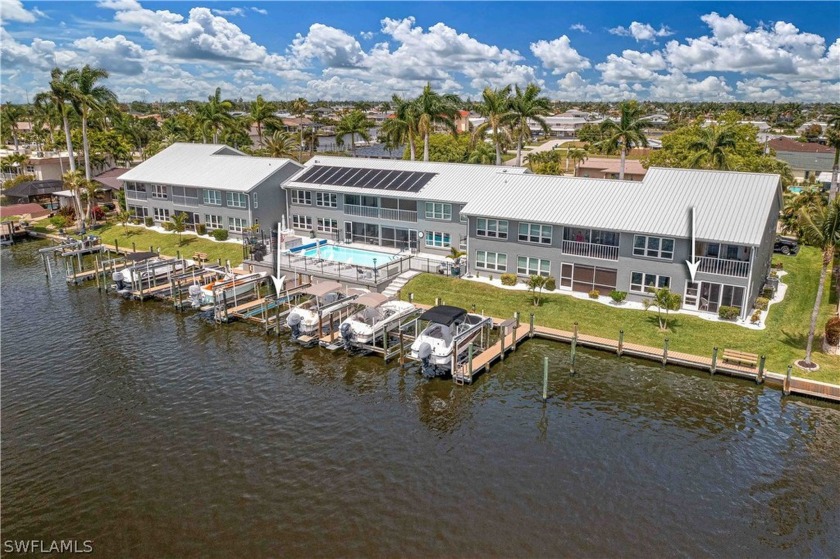Welcome to paradise in Southwest Florida! This GULF ACCESS condo - Beach Condo for sale in Cape Coral, Florida on Beachhouse.com
