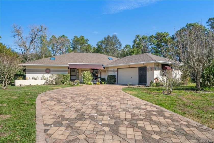 Charming Home in Premier Golf Course Community!

Welcome to - Beach Home for sale in Homosassa, Florida on Beachhouse.com