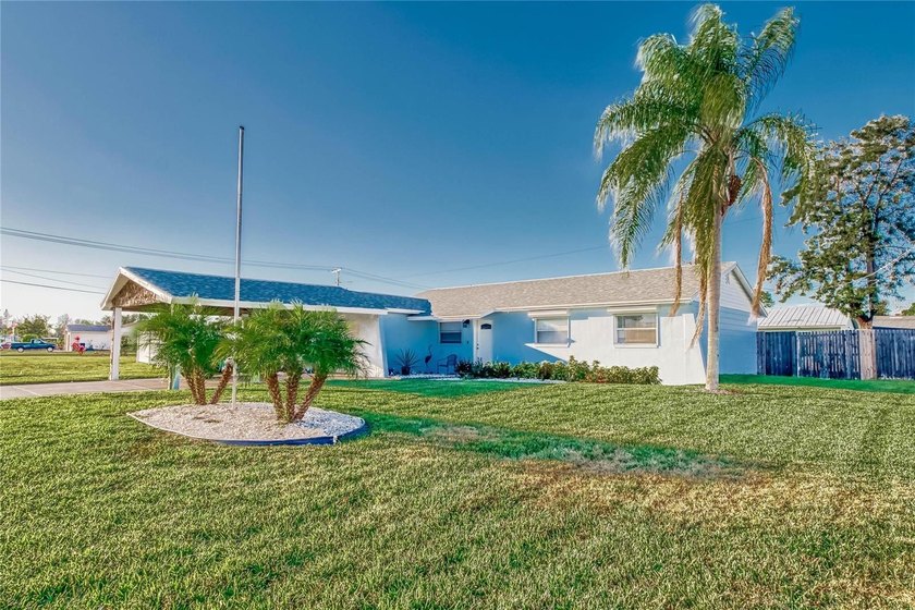 6004 Golf and Sea Blvd | 4 Bedrooms | 1.5 Bathrooms | 1,197 Sq - Beach Home for sale in Apollo Beach, Florida on Beachhouse.com