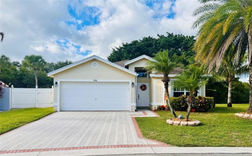 Price updated!! LOW HOA! Excellent home!! Guard gated - Beach Home for sale in Greenacres, Florida on Beachhouse.com