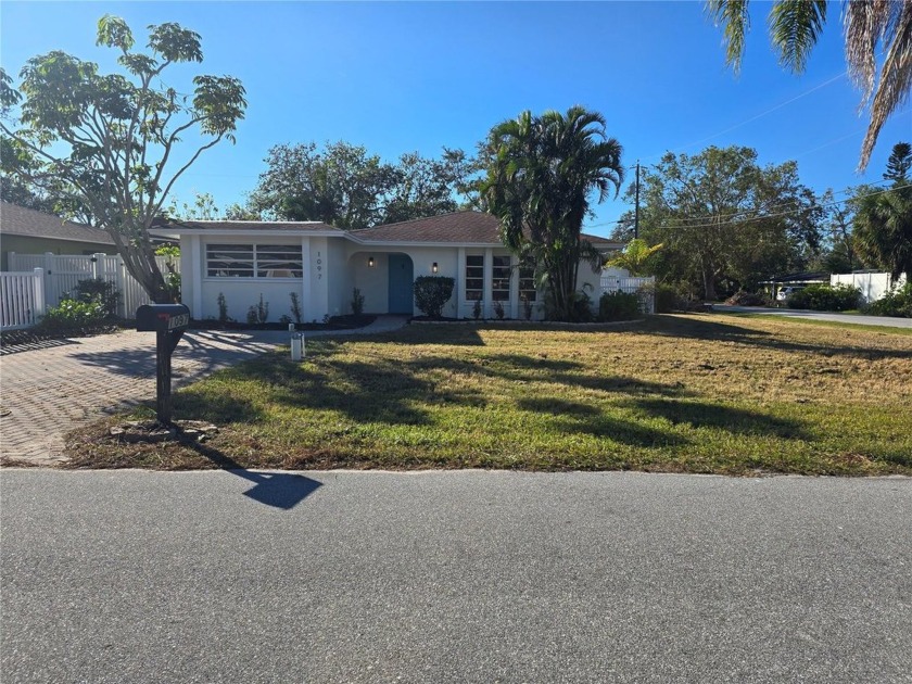 Stunning 4-Bedroom, 2-Bathroom Pool Home on Corner Lot

Welcome - Beach Home for sale in Sarasota, Florida on Beachhouse.com