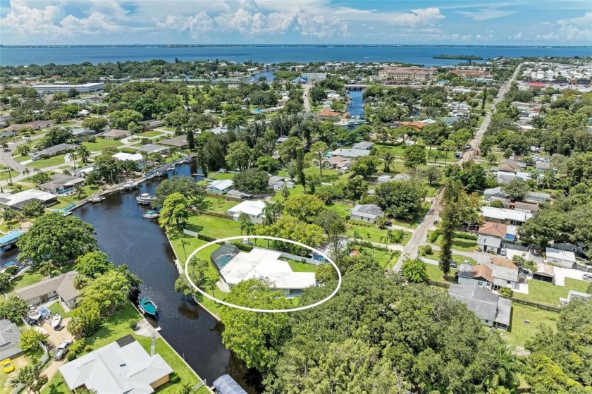 BOATERS DELIGHT...If you're a boating enthusiast, this property - Beach Home for sale in Bradenton, Florida on Beachhouse.com