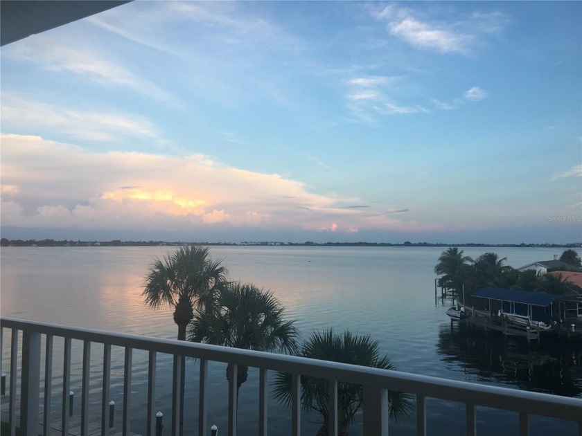 Rare opportunity to live on the water with wide open vistas of - Beach Townhome/Townhouse for sale in Bradenton, Florida on Beachhouse.com