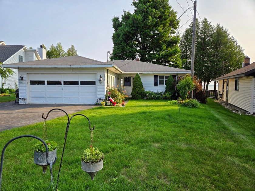 **Gorgeous Two-Bed, Two-Bath Home with 93 Feet of Lake Huron - Beach Home for sale in Alpena, Michigan on Beachhouse.com