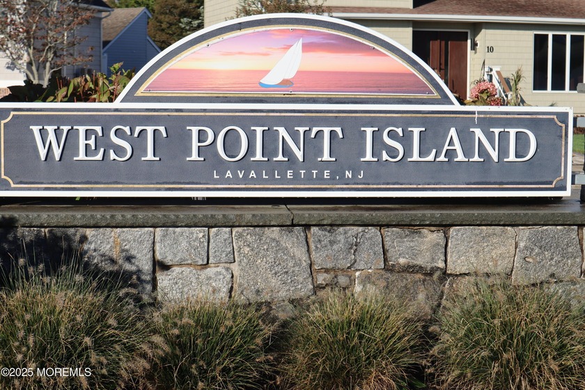 In West Point Island, life slows just enough to let you breathe - Beach Home for sale in Lavallette, New Jersey on Beachhouse.com