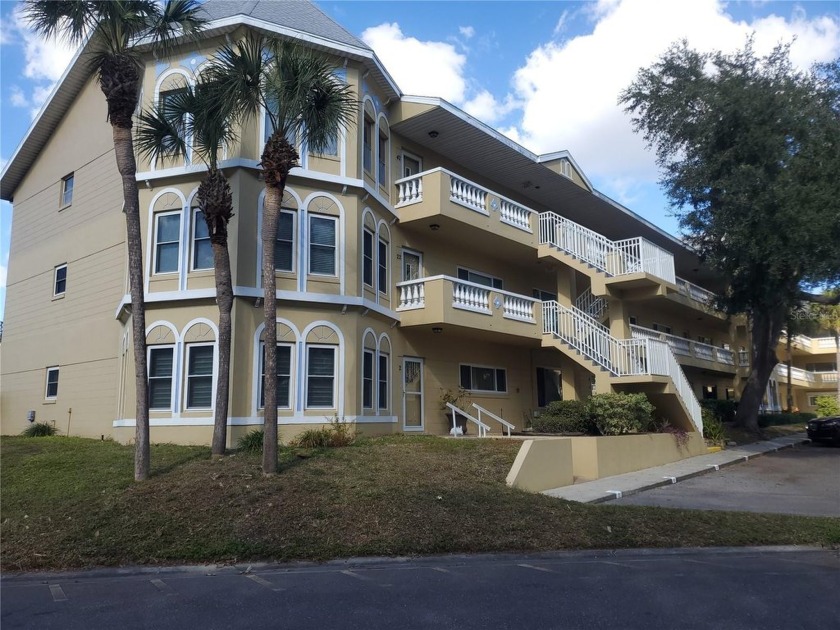 1st Floor Lake View Condo!!! Come see the Queen Victory building - Beach Condo for sale in Clearwater, Florida on Beachhouse.com