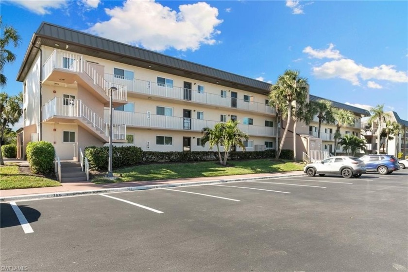 Welcome home to this bright and inviting 2-bedroom, 2-bath condo - Beach Home for sale in Naples, Florida on Beachhouse.com