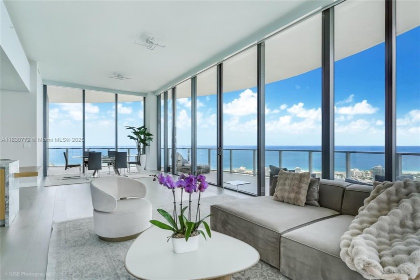 An ultra-exclusive corner residence at Five Park with 3,200 SF - Beach Condo for sale in Miami Beach, Florida on Beachhouse.com