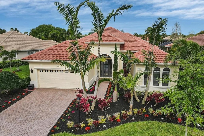 Breathtaking from the moment you approach the home. Showcasing - Beach Home for sale in Lakewood Ranch, Florida on Beachhouse.com