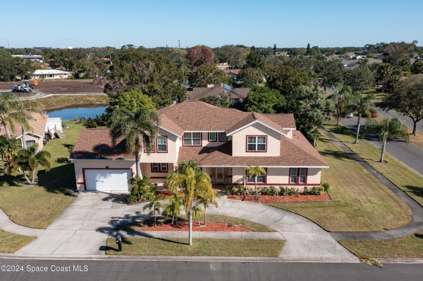 This custom 5 bedroom, 4.5 bath home sits on a large 1/3 acre - Beach Home for sale in Palm Bay, Florida on Beachhouse.com