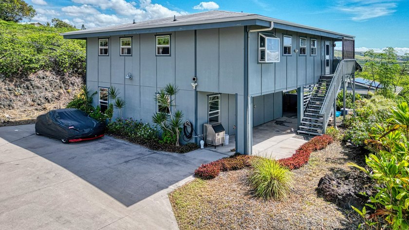 Experience island flexibility and independence in Mark Twain - Beach Home for sale in Naalehu, Hawaii on Beachhouse.com