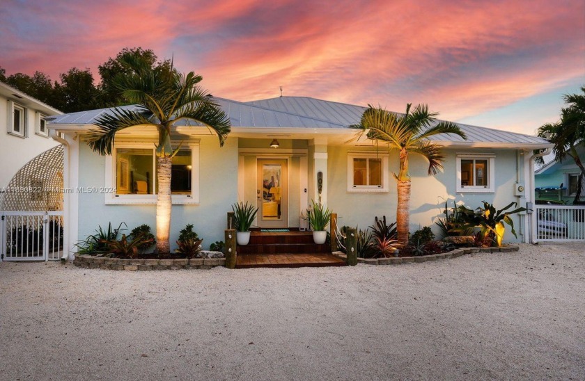 102 Marina Ave - Beach Home for sale in Key Largo, Florida on Beachhouse.com