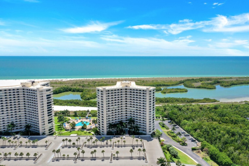 Just a WOW property !! This stunning view property will leave - Beach Condo for sale in Marco Island, Florida on Beachhouse.com