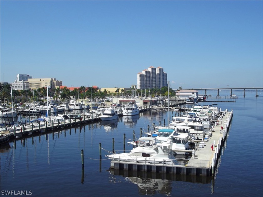 C2242  - Dramatic sunset views of the Caloosahatchee River - Beach Condo for sale in Fort Myers, Florida on Beachhouse.com