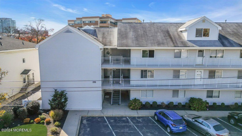 Welcome to your shore home! This 1-bedroom condo located just 3 - Beach Condo for sale in Asbury Park, New Jersey on Beachhouse.com