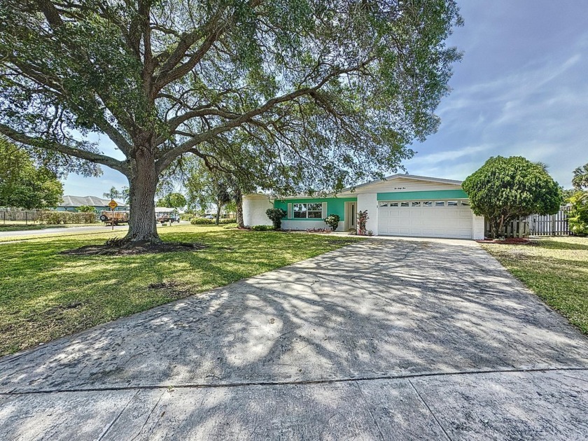 Here's the waterfront property you've been looking for! New roof - Beach Home for sale in Merritt Island, Florida on Beachhouse.com