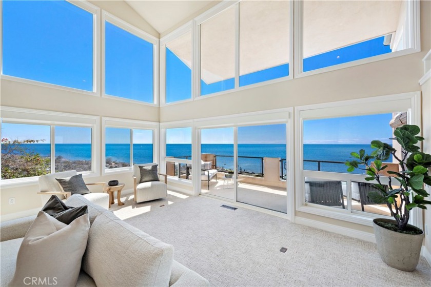 VIEWS!!! VIEWS!!! VIEWS!!! Presenting a remarkable residence - Beach Home for sale in Laguna Beach, California on Beachhouse.com