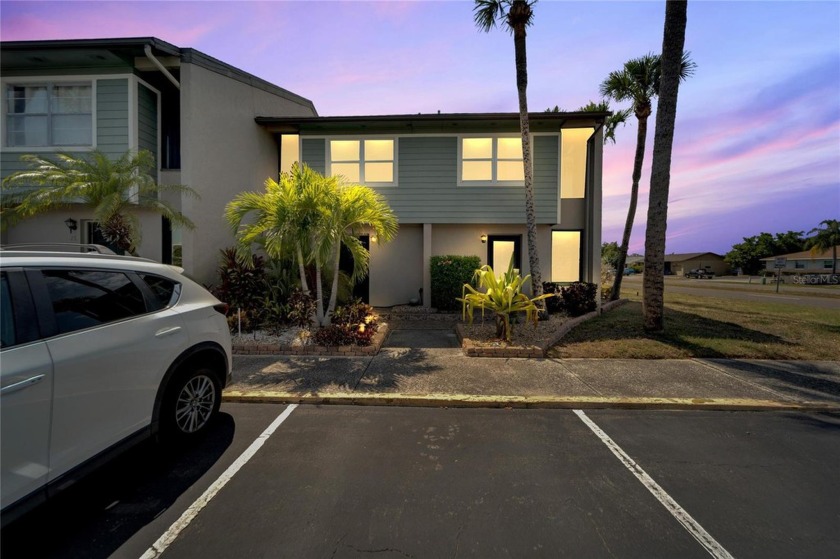 ** Beautifully Updated- Seller willing to consider long term - Beach Condo for sale in Apollo Beach, Florida on Beachhouse.com