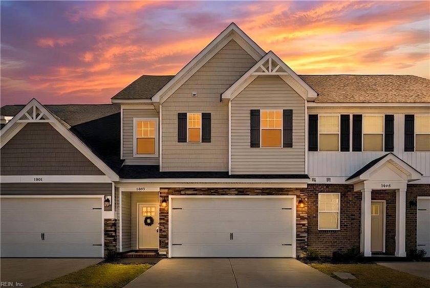 This home is still like NEW and ready to Move-In. Located in a - Beach Townhome/Townhouse for sale in Chesapeake, Virginia on Beachhouse.com