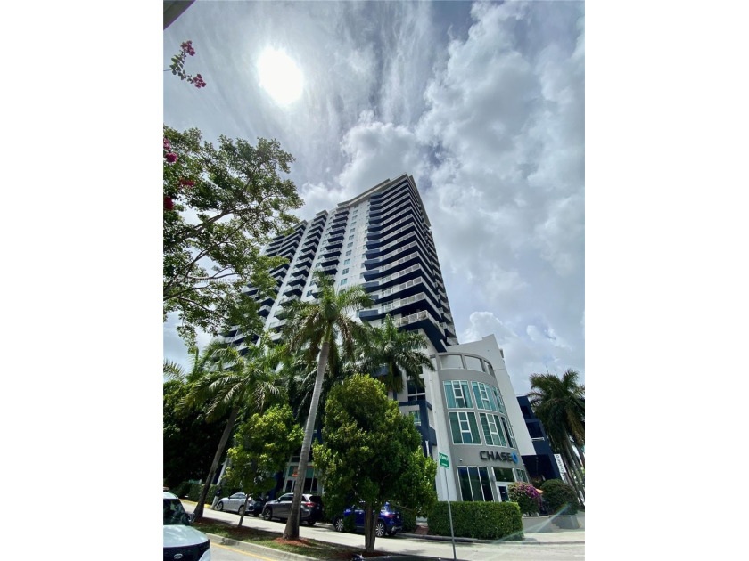 How good it is to live in a place where you don't need a car - Beach Condo for sale in Miami, Florida on Beachhouse.com