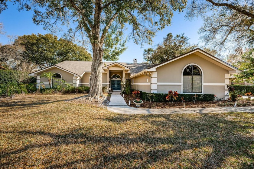 PRICE REPOSITIONED*Wow, this 4 bedroom 3 and 1/2 bath home truly - Beach Home for sale in Tarpon Springs, Florida on Beachhouse.com