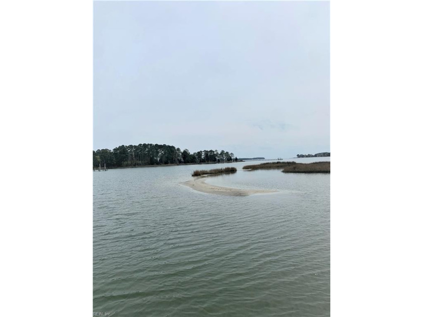 Beautiful level building lot located on the East River  with - Beach Acreage for sale in Mathews, Virginia on Beachhouse.com