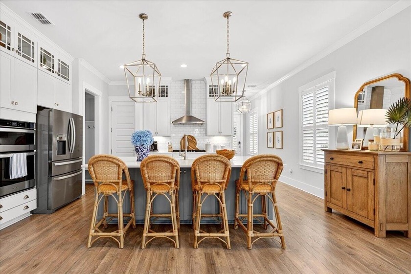 Welcome to 2897 Eddy Drive, a stunning end unit townhouse in the - Beach Home for sale in Mount Pleasant, South Carolina on Beachhouse.com