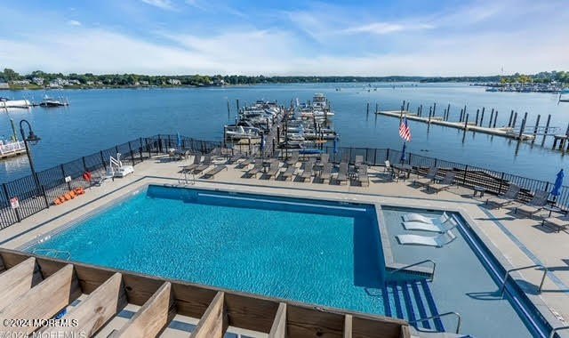 Looking for a vibrant residence... Welcome to The Navesink, Red - Beach Condo for sale in Red Bank, New Jersey on Beachhouse.com