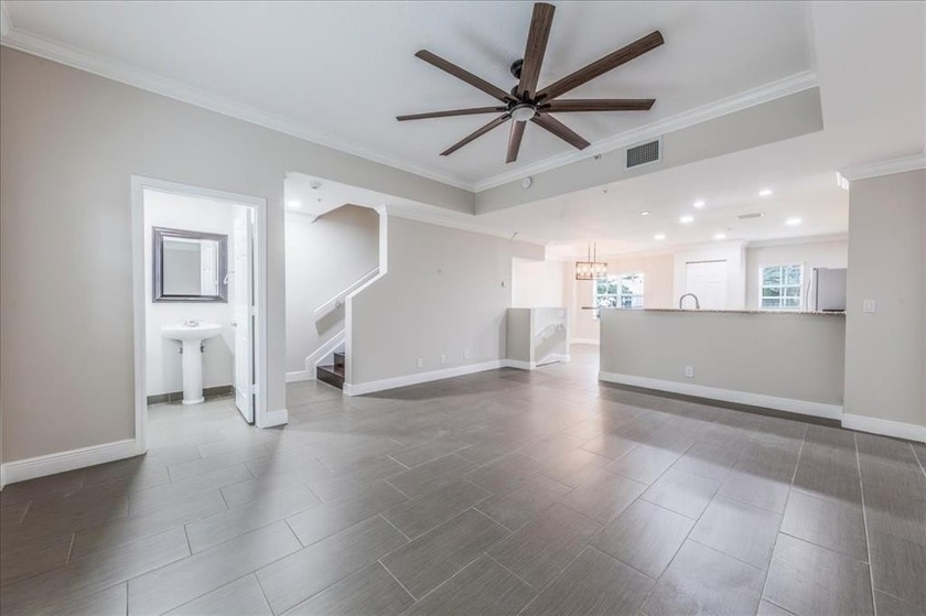 Stunning 3/3.5 trilevel townhome with 1 car garage - Beach Townhome/Townhouse for sale in Pompano Beach, Florida on Beachhouse.com