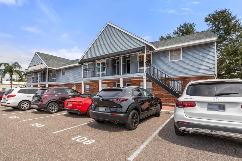 HUGE PRICE ADJUSTMENT!!! Welcome to our Florida Paradise! Where - Beach Condo for sale in Largo, Florida on Beachhouse.com