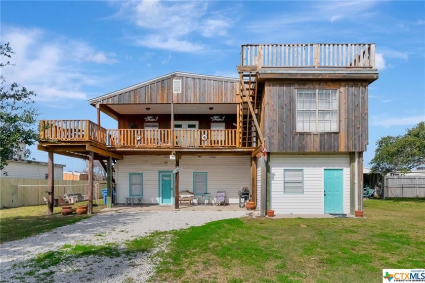 This spacious home in Port O'Connor offers a unique blend of - Beach Home for sale in Port O Connor, Texas on Beachhouse.com